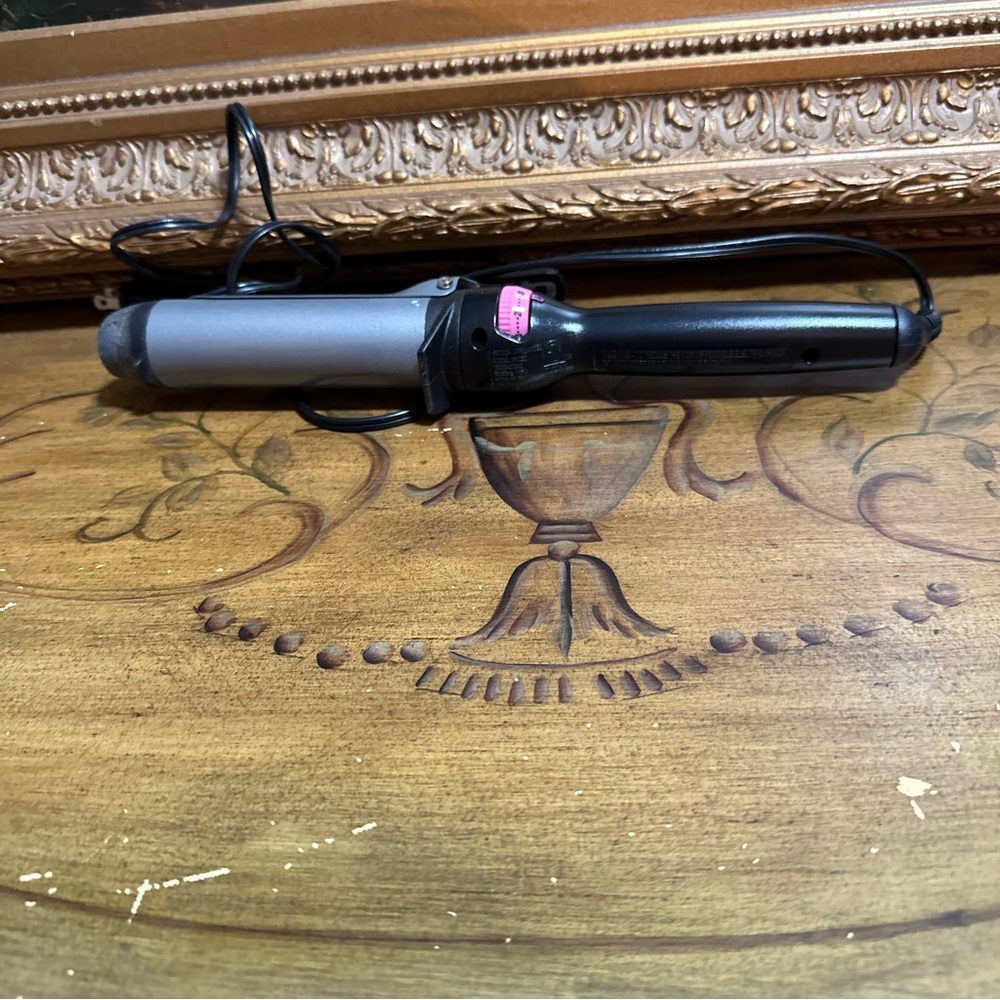 Revlon RV050 1.5" Curling Iron Black / Pink Adjustable Heat - Very Clean Tested - Picture 6 of 16
